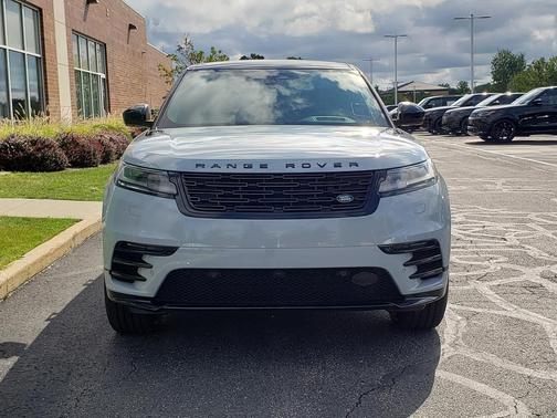 2026 Land Rover Range Rover Velar P250 SE R-Dynamic