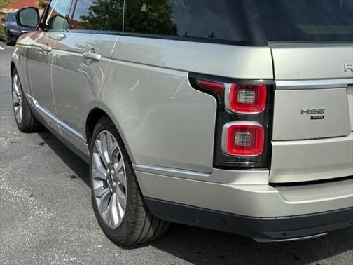 2022 Land Rover Range Rover P525 Westminster