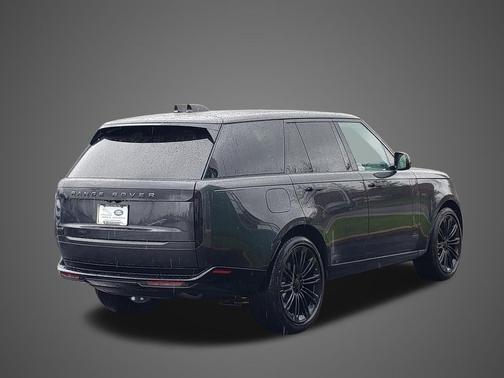 Carpathian Grey 2026 Land Rover Range Rover P400 SE