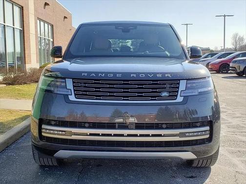 2025 Land Rover Range Rover P530 SE 7 Seat