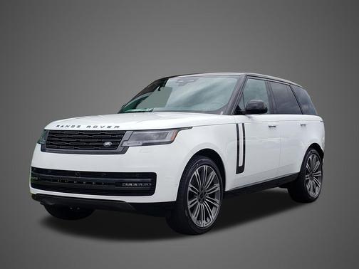 Fuji White 2026 Land Rover Range Rover P400 SE