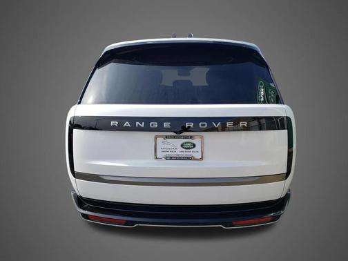 2026 Land Rover Range Rover P400 SE