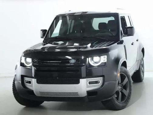 2025 Land Rover Defender 110 P300