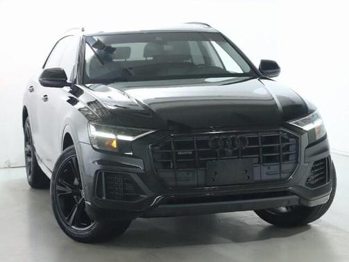 2022 Audi Q8 55 Premium