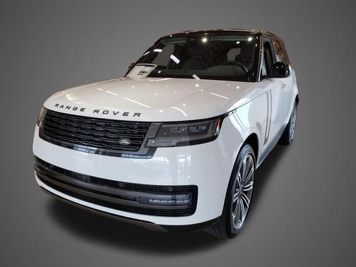 Fuji White 2026 Land Rover Range Rover P400 SE