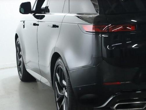 2023 Land Rover Range Rover Sport SE