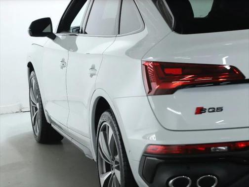 2024 Audi SQ5 3.0T Prestige