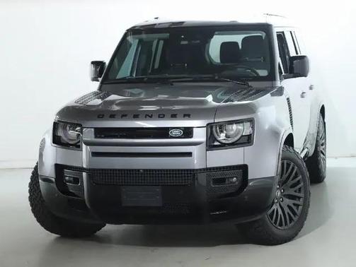 2024 Land Rover Defender 130 P400 X-Dynamic SE