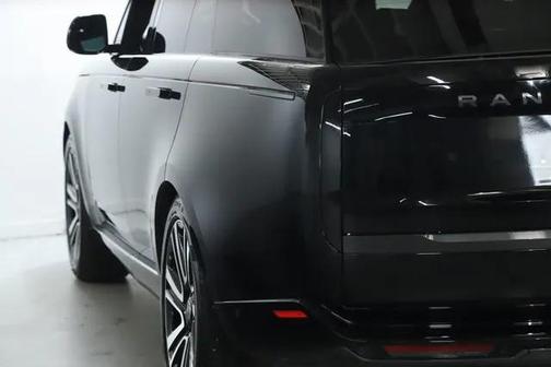 2023 Land Rover Range Rover P530 SE