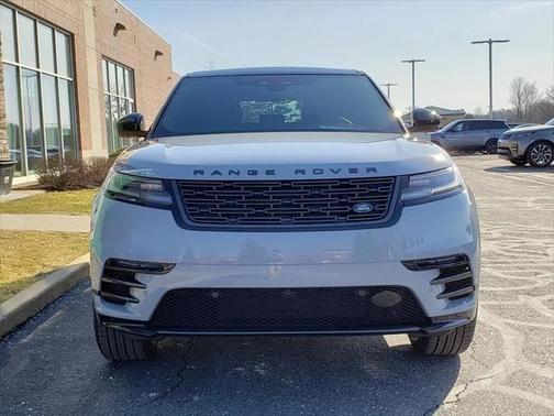 2026 Land Rover Range Rover Velar P250 SE R-Dynamic