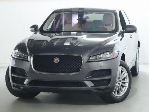 Ammonite Grey Metallic 2017 Jaguar F-PACE 35t Prestige