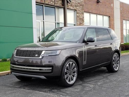 2025 Land Rover Range Rover P530 SE 7 Seat