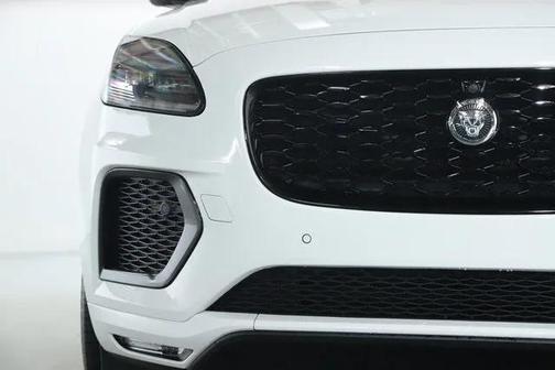 2024 Jaguar E-PACE R-Dynamic SE P250 AWD Automatic