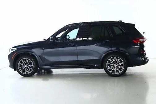 2021 BMW X5 M50i