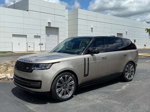2025 Land Rover Range Rover P400 SE 7 Seat