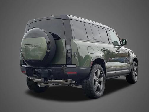 2026 Land Rover Defender P300 S