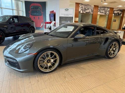 2021 Porsche 911 Turbo S