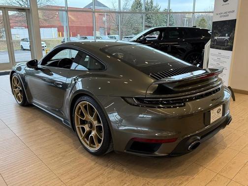 2021 Porsche 911 Turbo S