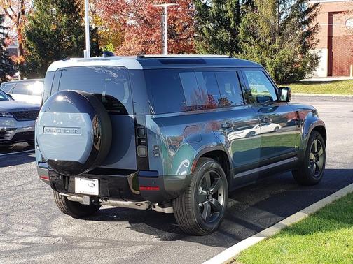 2026 Land Rover Defender S