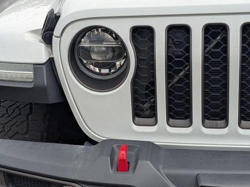 Bright White Clearcoat 2020 Jeep Gladiator Rubicon