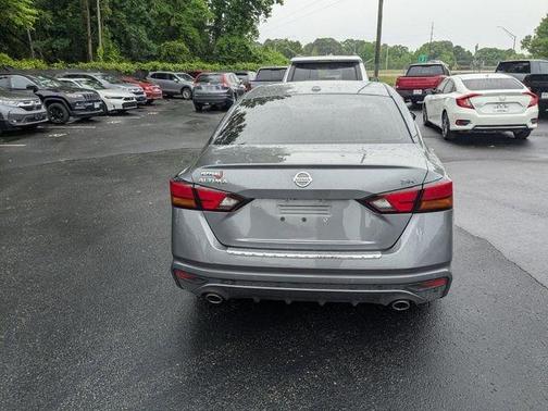 Gun Metallic 2020 Nissan Altima 2.5 SR