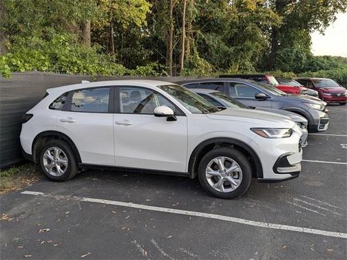 2024 Honda HR-V LX