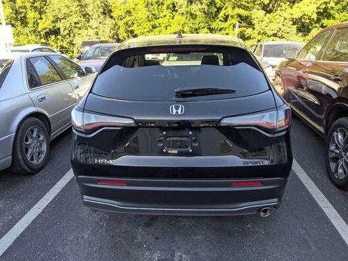 Crystal Black Pearl 2025 Honda HR-V Sport