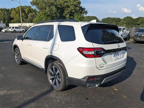 2023 Honda Pilot Elite