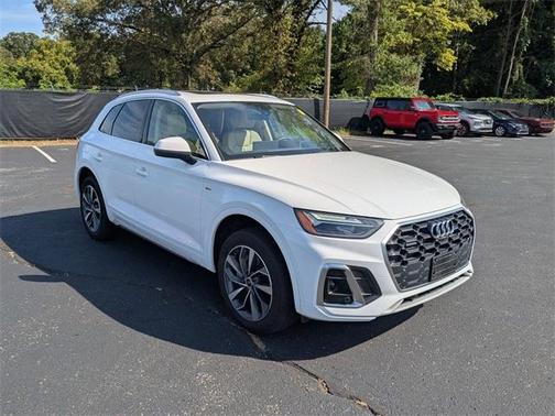 2024 Audi Q5 45 S line quattro Premium