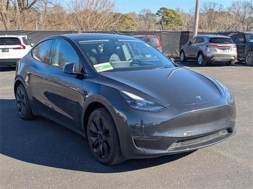 2025 Tesla Model Y Long Range