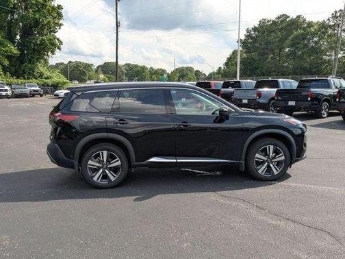 Black 2023 Nissan Rogue SL