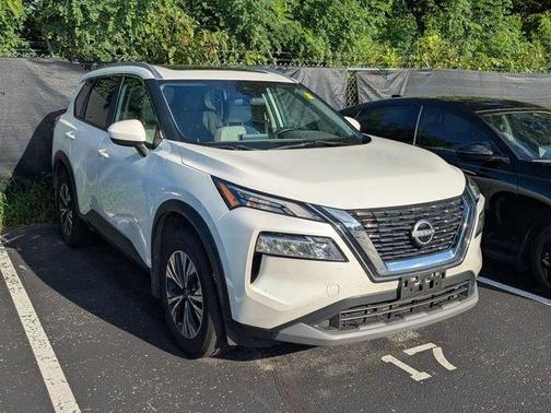 White 2023 Nissan Rogue SV