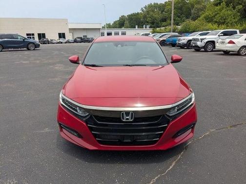 Radiant Red Metallic 2018 Honda Accord Sport
