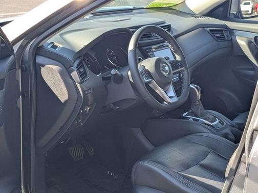 Gun Metallic 2020 Nissan Rogue SL