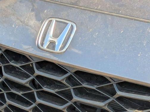 Modern Steel Metallic 2024 Honda HR-V LX