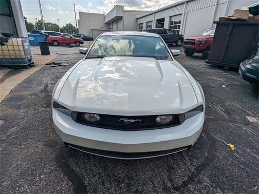 2011 Ford Mustang GT Premium