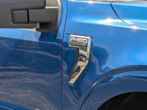 Atlas Blue Metallic 2022 Ford F-150 XLT