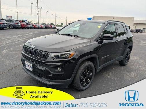 Diamond Black 2025 Jeep Compass Latitude