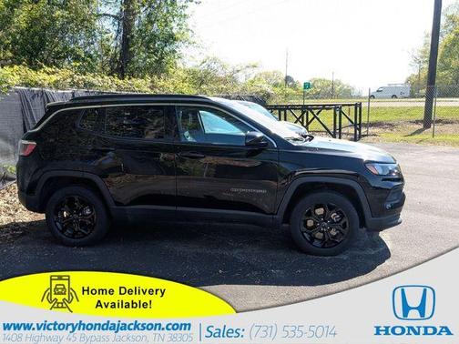 Diamond Black 2025 Jeep Compass Latitude