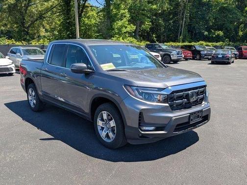 Modern Steel Metallic 2025 Honda Ridgeline RTL