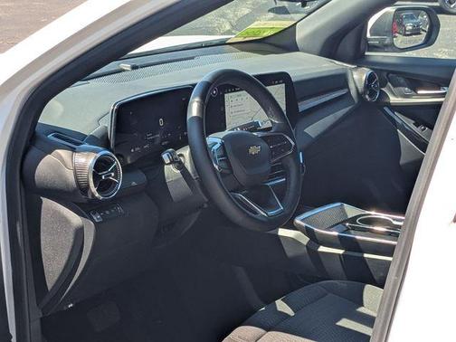 Summit White 2025 Chevrolet Equinox LT