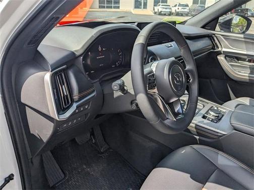 2025 Mazda CX-70 CX-70