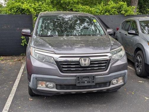 Modern Steel Metallic 2018 Honda Ridgeline RTL-E