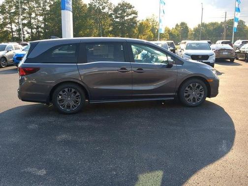 Modern Steel Metallic 2026 Honda Odyssey Touring