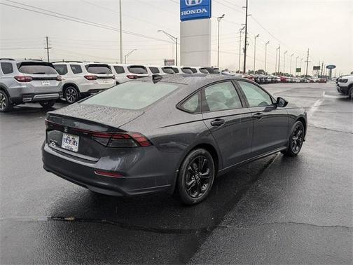 2025 Honda Accord SE