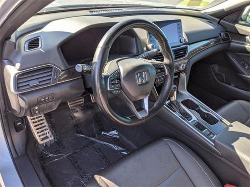 Photo 2 of 30 of 2020 Honda Accord Sport 1.5T