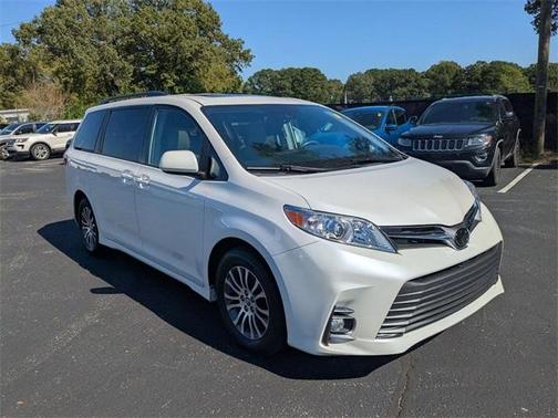 2019 Toyota Sienna Limited