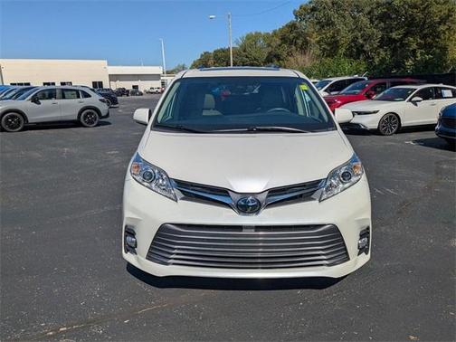 2019 Toyota Sienna Limited