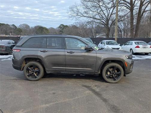 2023 Jeep Grand Cherokee Altitude