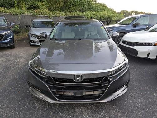 2019 Honda Accord Touring 2.0T